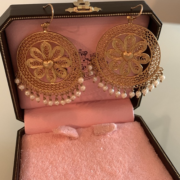 Juicy gold and pearl earrings. - Picture 3 of 4